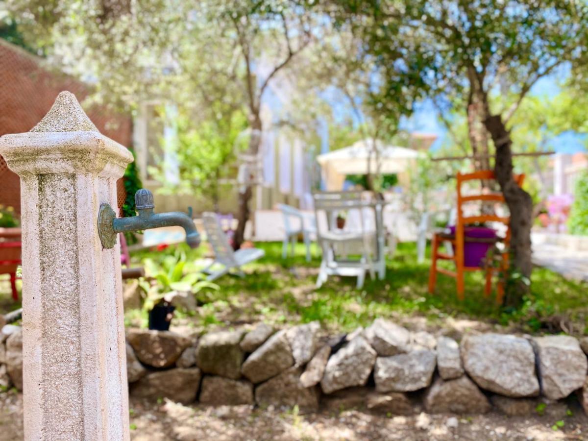 Villa Rocco Rooms Santa Teresa Gallura Exterior photo