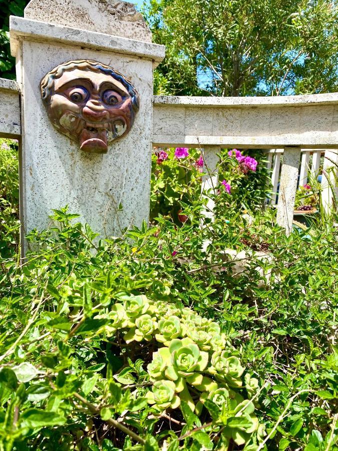 Villa Rocco Rooms Santa Teresa Gallura Exterior photo